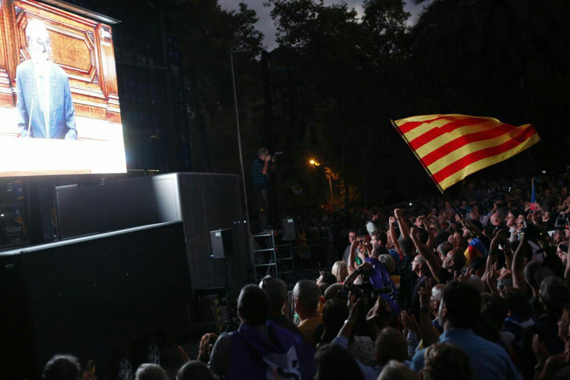 Puigdemont Pleno Independencia